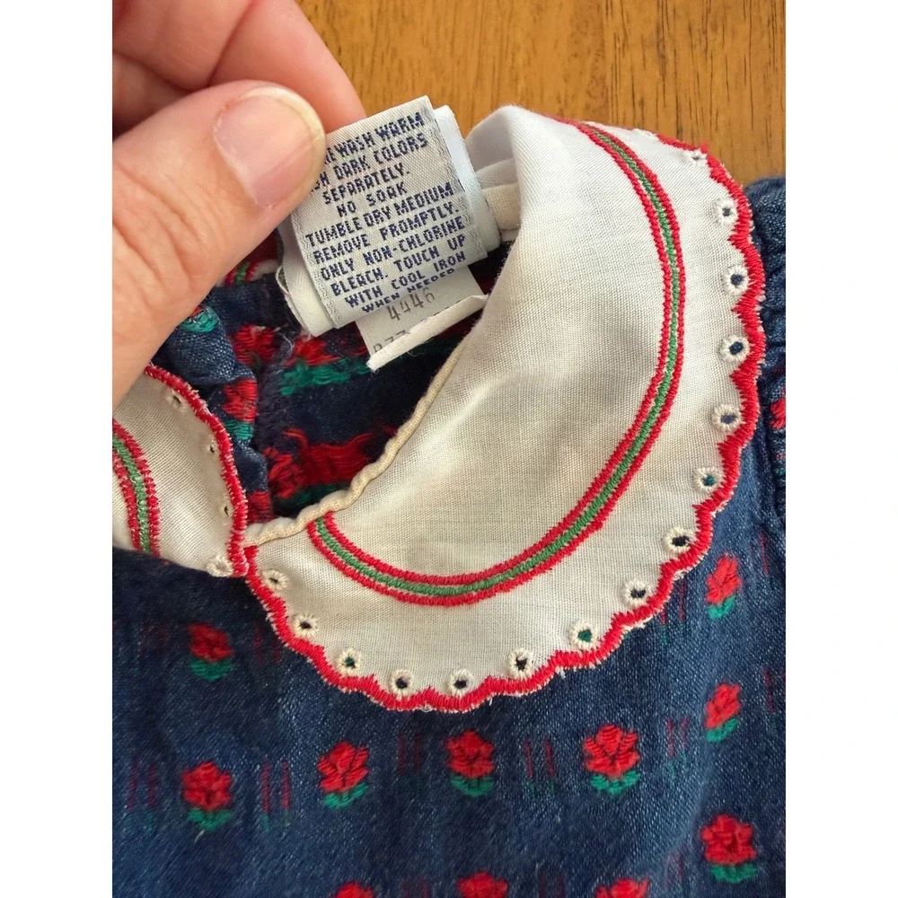 Vintage Oshkosh Smocked  Floral Romper USA Size 6-9 Months